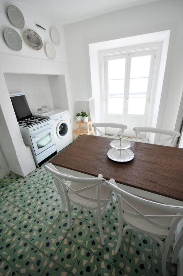 Lejlighed Charming In Alfama With River View! Lisboa